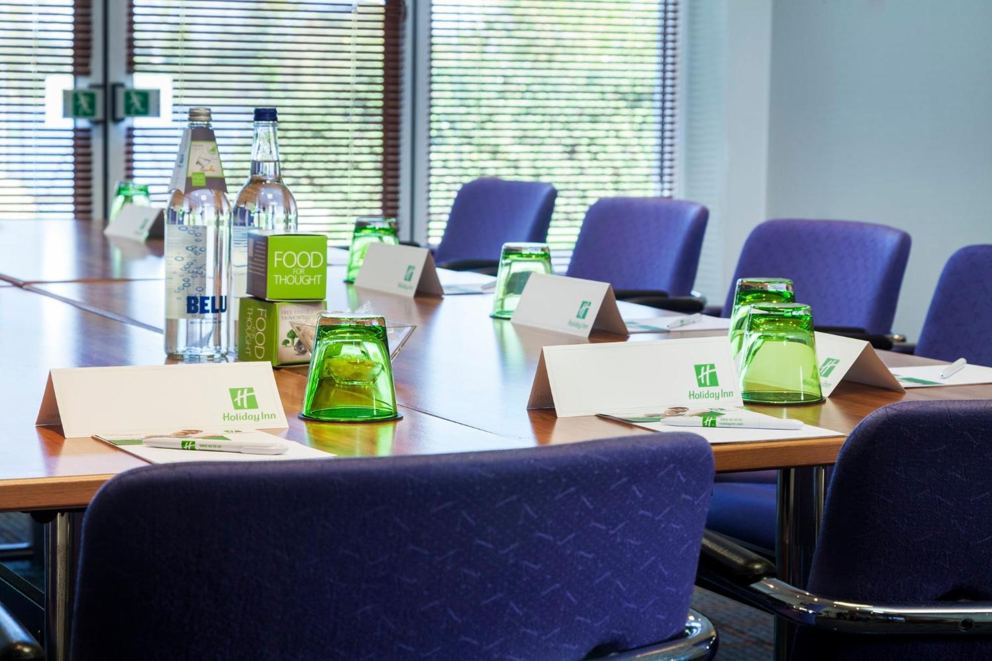 Holiday Inn Basildon By Ihg מראה חיצוני תמונה